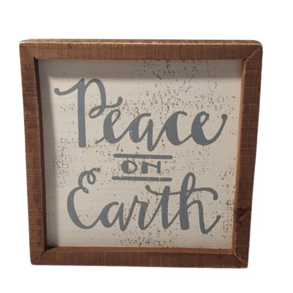 Primitives by Kathy - Peace on Earth - Rustic Sign - Picture 1 of 4